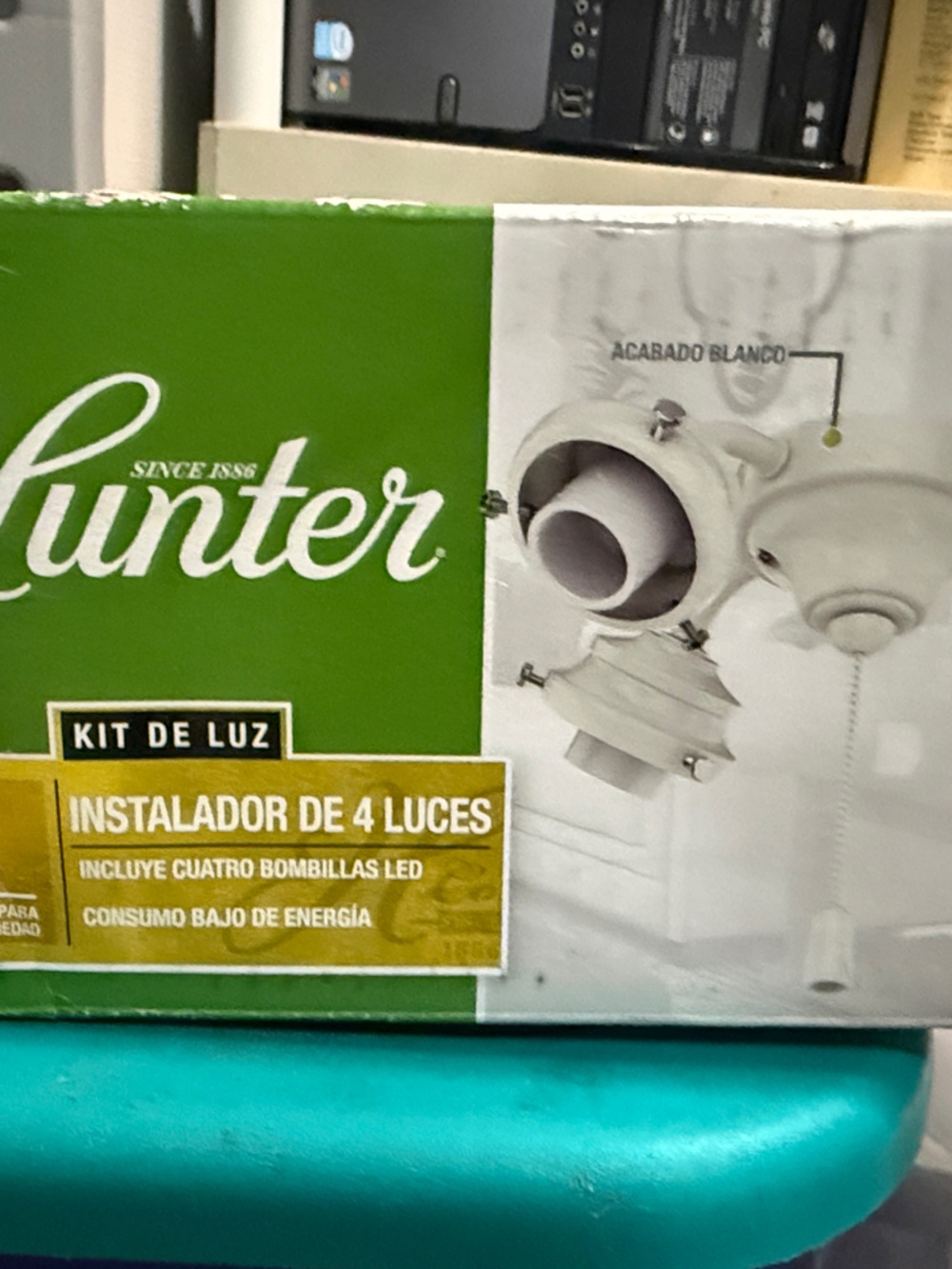 Hunter White 4-Light Indoor Lighting Kit